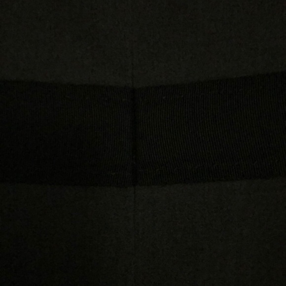 Dress - Picture 7 of 8